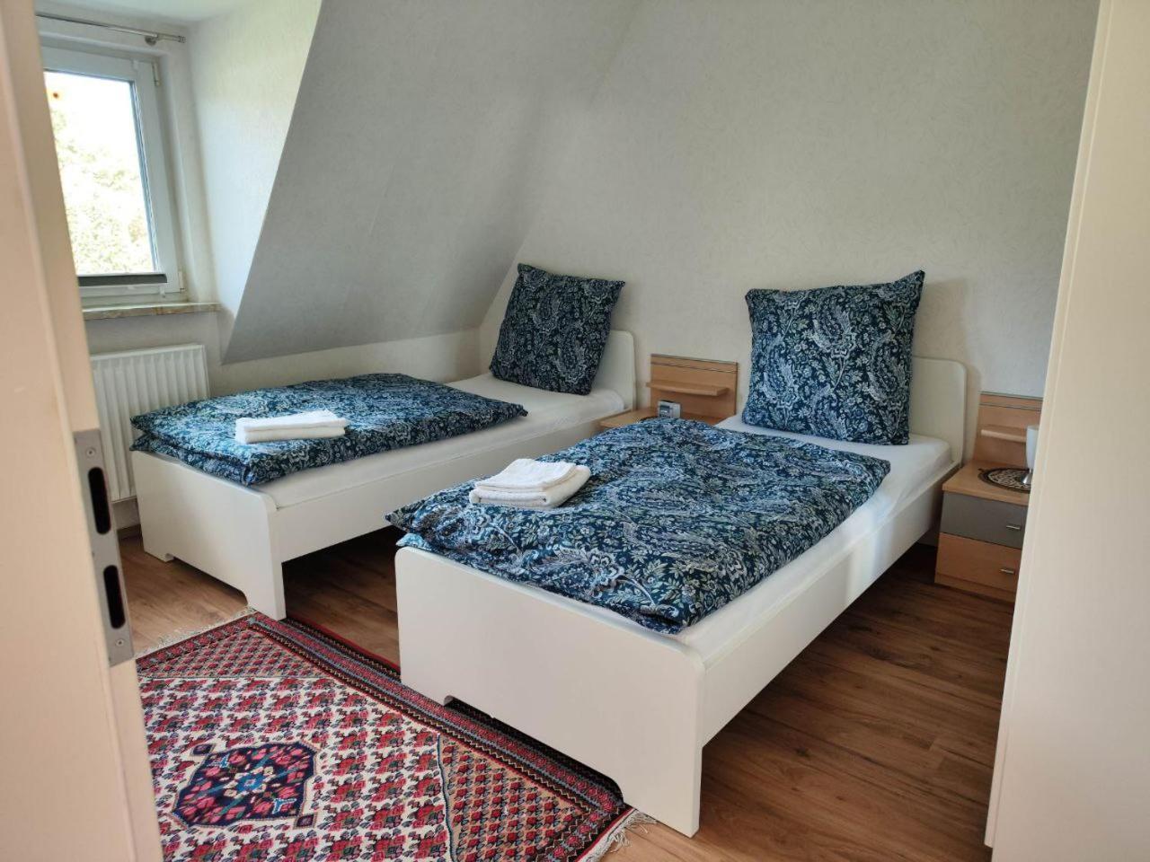 Schickes 110Qm Ferienhaus In Naehe Vw, Messe,Dez Und Orangerie Cassel Extérieur photo
